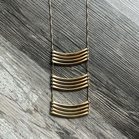 Madewell Jewelry - Madewell Layer Necklace